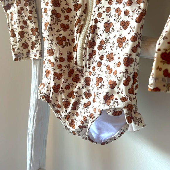 Rylee & Crew Floral Girls Rashguard, 12-18 months - Picture 3 of 4